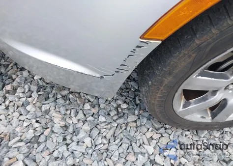 2011 Mercury Milan Premier z USA, uszkodzony, nr VIN 3MEHM0JG1BR604791